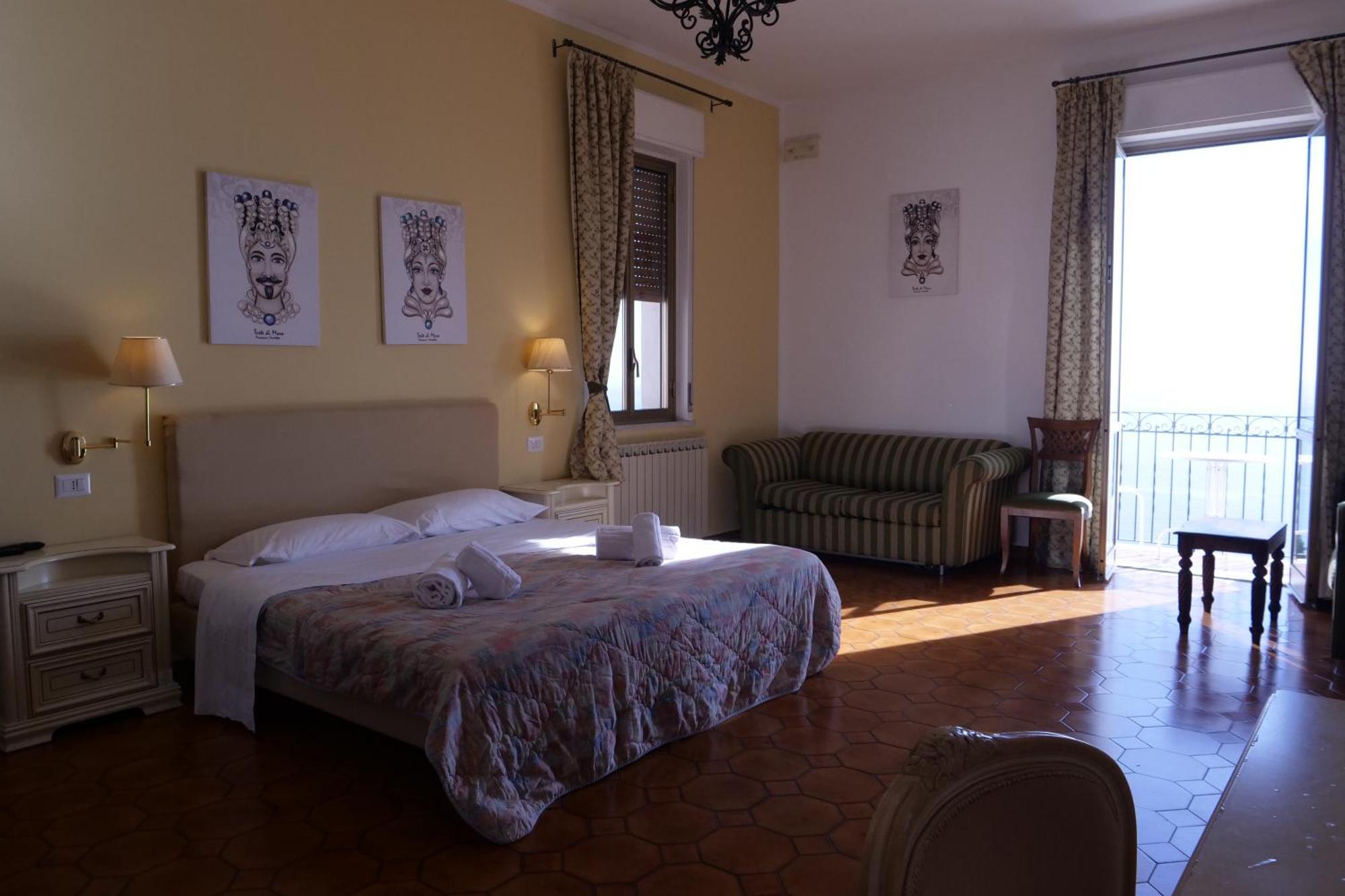 Hotel Elios Tao Таормина Экстерьер фото