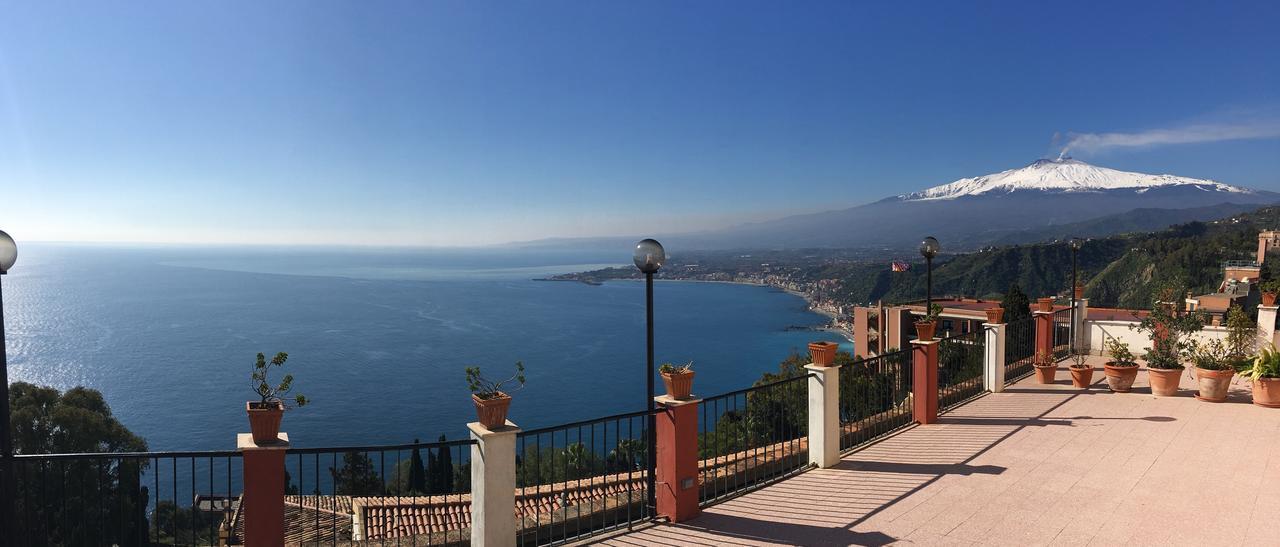 Hotel Elios Tao Таормина Экстерьер фото